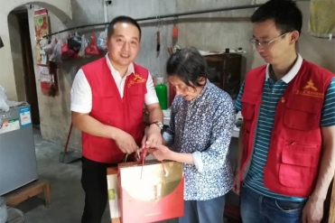 濃情迎端午，慰問暖人心